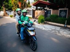 Legalitas Go-Jek Terus...