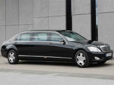 Membedah Mercedes Maybach...