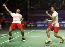 Tim Badminton Putra...