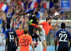 Giroud Akhiri Puasa...