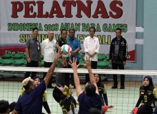 Presiden Tinjau Pelatnas...