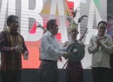 Festival Tiga Gunung...