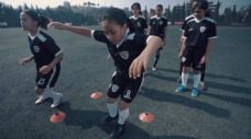 Mengajak Remaja Men-tackle...