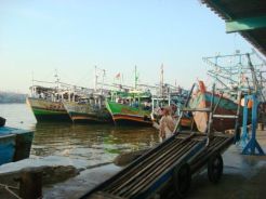 Pagi ini Foke resmikan Dermaga Angke