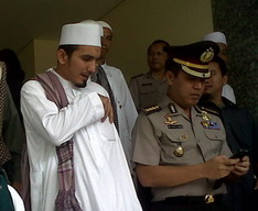 Ricuh Mendagri, polisi panggil pimpinan FPI