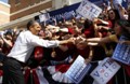 Galang dana pemilu, Obama sambangi Chicago