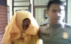 Pelaku pencurian minimarket bagi-bagi duit