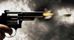 Mainan pistol, polisi tembak polisi