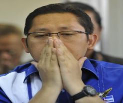Diana Maringka siap...