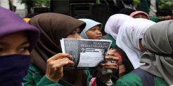 KPUD: Demo kan urusan...