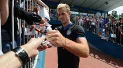 Joe Hart berjoget ala penari Afrika