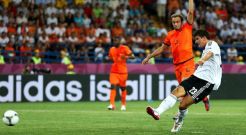 Gomez hancurkan asa...