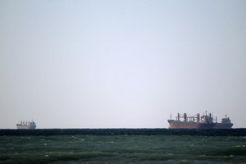 Embargo minyak, Iran segera tutup Selat Hormus