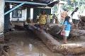 Korban banjir bandang di Padang trauma