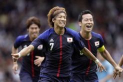 Martinez diusir, Jepang pukul Spanyol