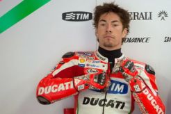 Hayden bertahan di Ducati hingga 2013