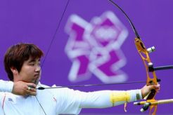 Penderita rabun dekat pecahkan rekor panahan
