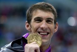 Michael Phelps rebut medali ke-20