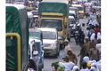 Pasar tumpah biang kemacetan di Pantura