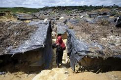 Foto pembantaian Muslim Rohingya bohong?