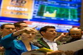 Menunggu aksi The Fed, Wall Street bergerak mixed