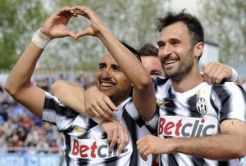 Tanpa Conte, Juve tetap garang