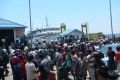 Jumlah penumpang di Pelabuhan Bone membludak