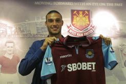 Carroll resmi berkostum West Ham