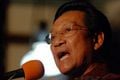 Sultan kembalikan KTA Golkar