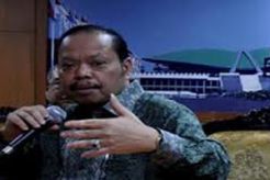 Sutan bantah acuhkan Hartati