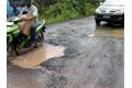 Anggaran tak cukup, jalan dibiarkan rusak