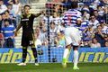 Bermain imbang, Anton tolak jabat tangan Terry