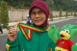 Emas terakhir kado pensiun