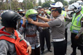 Jelang dirgahayu, Polantas bagikan helm