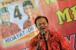 Ganti ketua fraksi, PKS dinilai ingin capreskan HNW