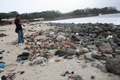 Pantai Santolo dipenuhi sampah