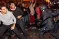 Bentrok polisi & demonstran di Madrid, 65 orang terluka