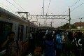 KRL anjlok, perjalanan KRL terganggu