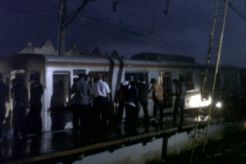 KRL akhirnya berhasil dievakuasi