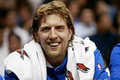 Nowitzki jalani operasi artroskopi