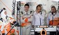 Dua pembalap Force India tetap bersama tim