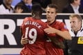 Carrick : RVP buat Welbeck makin oke