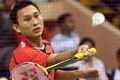Sony ke perempat final, Simon terjungkal