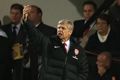 Tertinggal 10 poin, Wenger prihatin