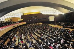 Sidang Paripurna RAPBN 2013 ricuh