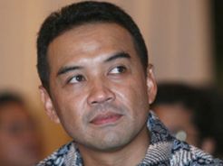 Jadi menteri, apa yang bisa dibanggakan Foke?