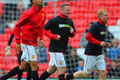 Rooney minta United waspada