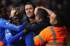 Ditahan imbang Swansea, posisi Chelsea dikudeta