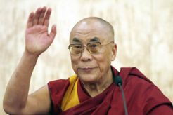 China kecam komentar Dalai Lama soal sengketa pulau