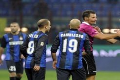 Gol bunuh diri Astori selamatkan Inter